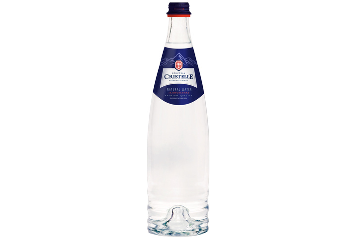 Вода питьевая природная Cristelle газированная, стекло 0.75 литра