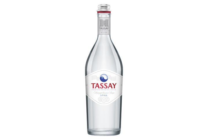 Природная питьевая вода Tassay негазированная, стекло 0.75 литра