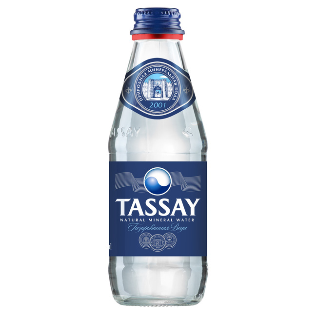 Природная минеральная вода Tassay газированная, стекло 0.25 литра